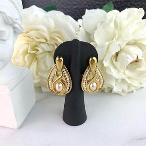 Vintage Napier Gold Tone Faux Seed Pearl Dangle Earrings